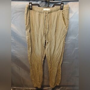 Cloth & Stone Ligh Olive Green Pants